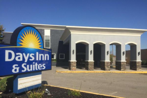 Отель Days Inn & Suites by Wyndham Cincinnati North  Цинциннати